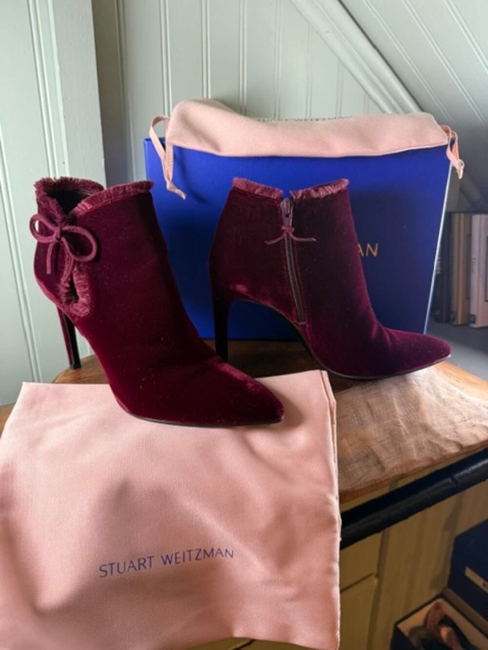 Stuart Weitzman Burgundy Velvet Bow Ankle Booties Stiletto Heel Size 8